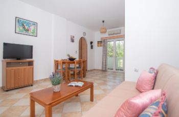 private pool villa laganas zakynthos