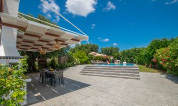 private pool villa laganas zakynthos